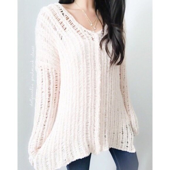 ASTR The Label Light Pink Crochet Knit V-Neck Sweater Women's Size M Open Weave - Picture 1 of 10